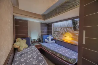 Thumbnail von Azimut 68