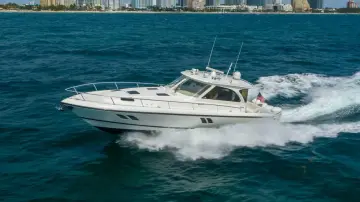 Thumbnail von Intrepid 47 Sport Yacht Keep'n it reel