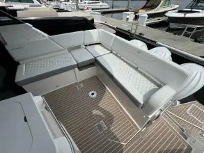 Thumbnail von Regal 38 XO 19TH HOLE