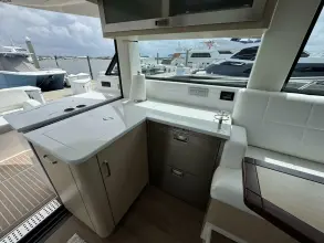 Thumbnail von Regal 38 XO 19TH HOLE