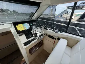 Thumbnail von Regal 38 XO 19TH HOLE