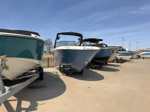 Thumbnail von Sea Ray SDX 250 Surf