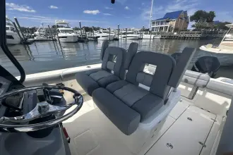 Thumbnail von Boston Whaler 250 Outrage