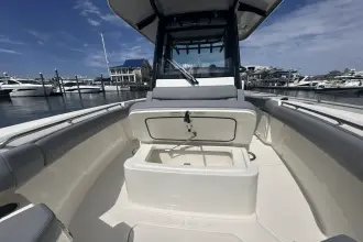 Thumbnail von Boston Whaler 250 Outrage