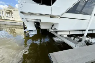 Thumbnail von Cruisers Yachts 38 GLS