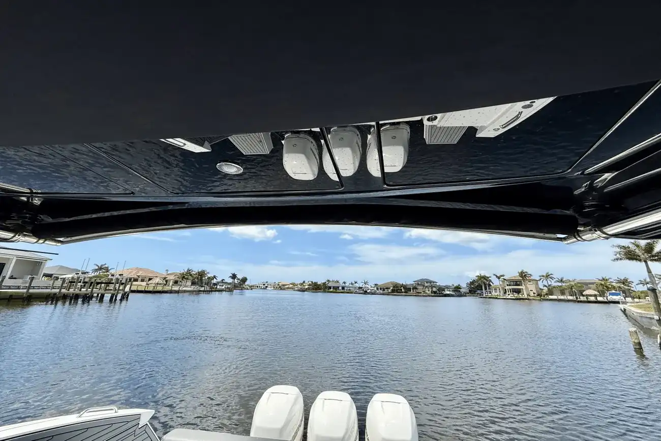 Thumbnail von Cruisers Yachts 38 GLS