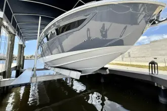 Thumbnail von Cruisers Yachts 38 GLS
