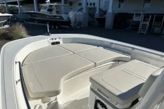 Thumbnail von Boston Whaler 190 Montauk