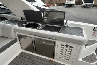 Thumbnail von Sea Ray SLX 400