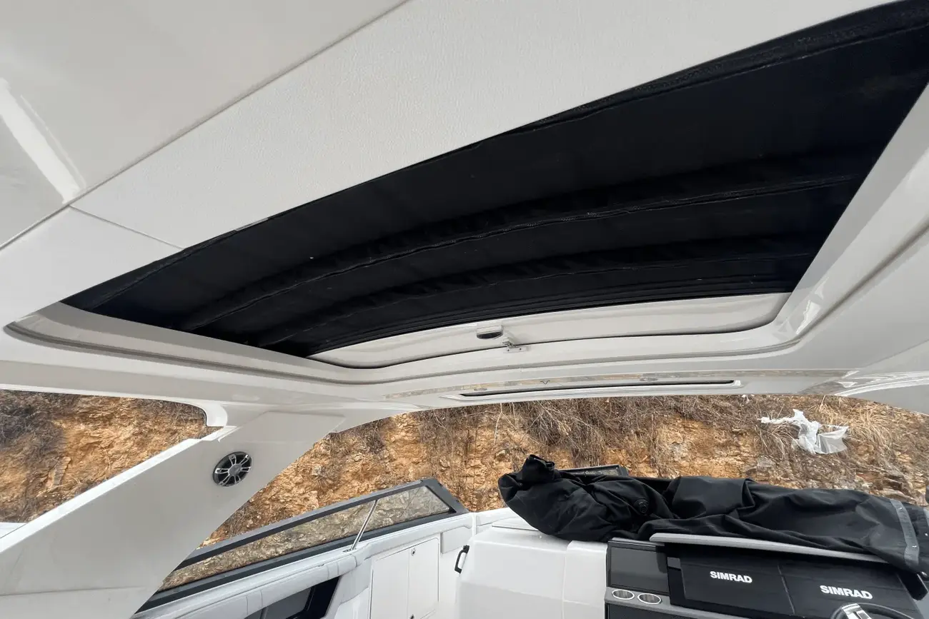 Thumbnail von Sea Ray SLX 400