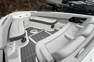 Thumbnail von Sea Ray SLX 400