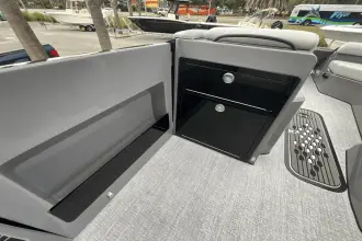 Thumbnail von Harris Crowne 250