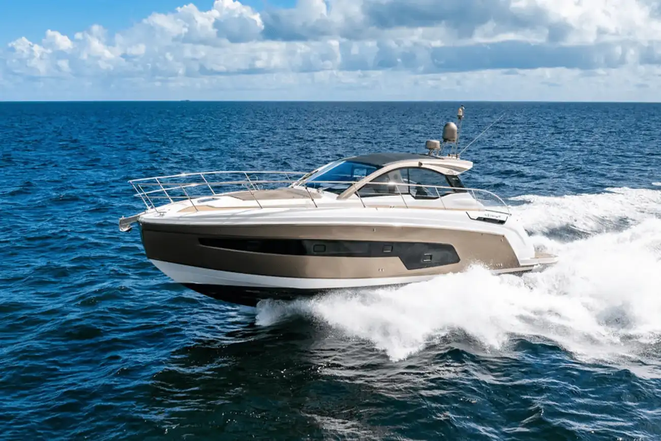 Thumbnail von Azimut Atlantis 45