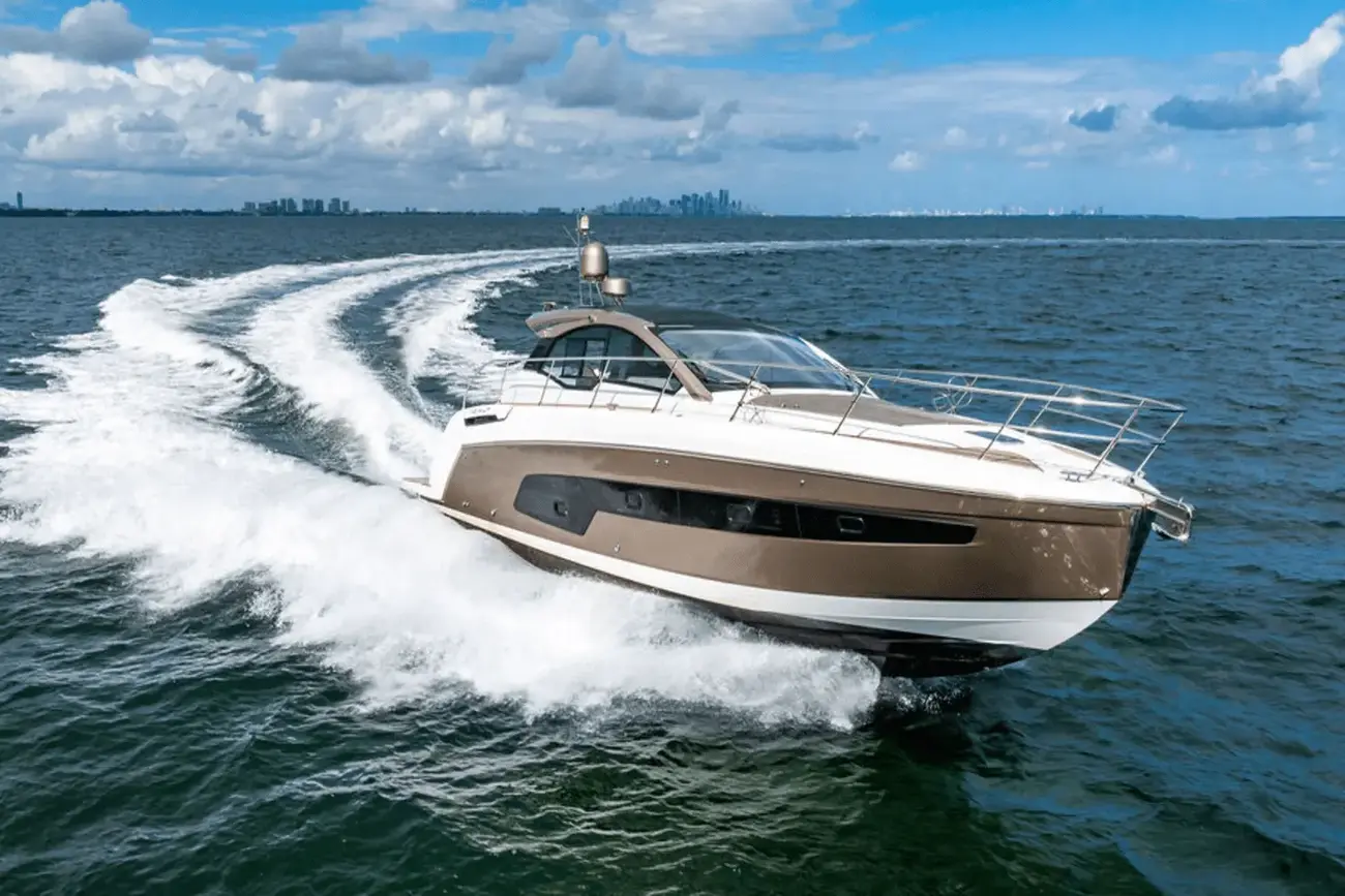 Thumbnail von Azimut Atlantis 45