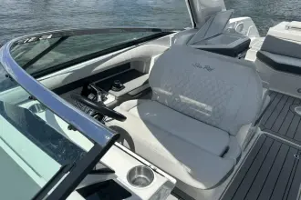 Thumbnail von Sea Ray SLX 310 Outboard