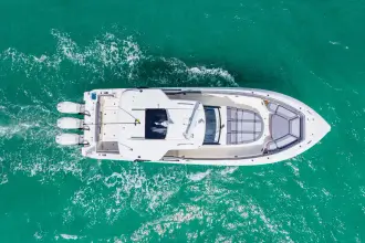 Thumbnail von Boston Whaler 420 Outrage