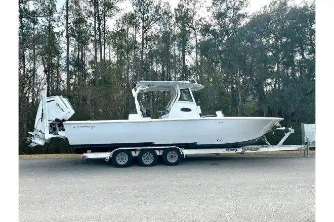 Tidewater Boats 3100 Carolina Bay