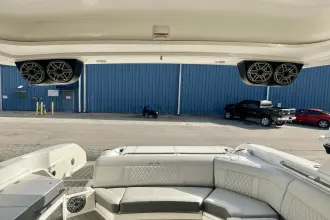 Thumbnail von Sea Ray SLX 350