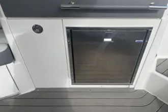 Thumbnail von Sea Ray SLX 350