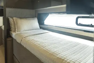 Thumbnail von Azimut Atlantis 45