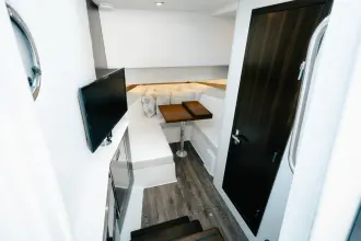 Thumbnail von Cruisers Yachts 38 GLS OB