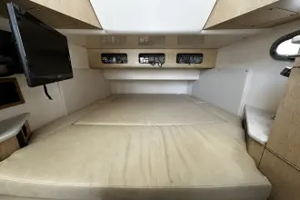 Thumbnail von Boston Whaler 370 Outrage