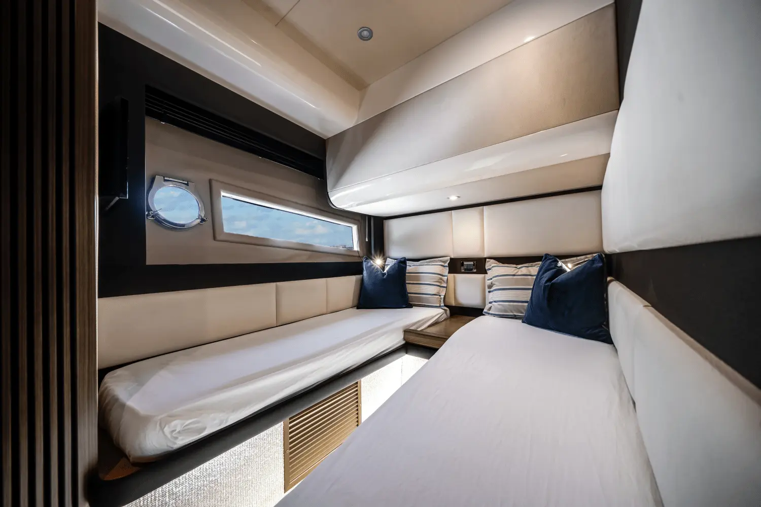 Thumbnail von Azimut 55