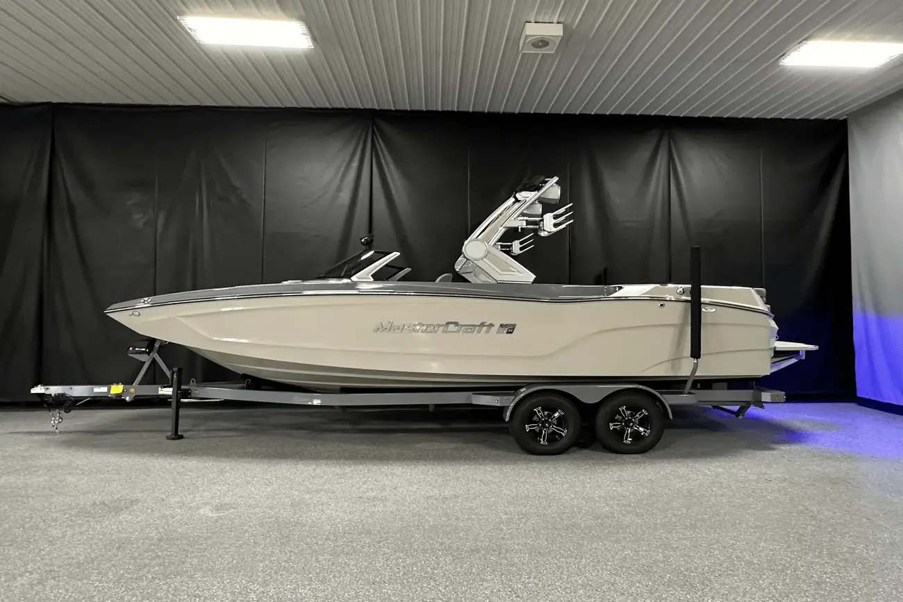 MasterCraft XT24