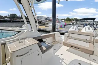 Thumbnail von Boston Whaler 280 Vantage