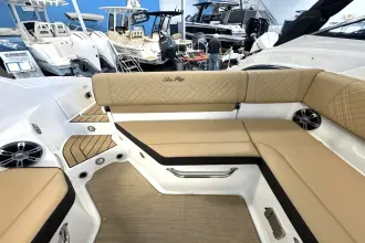 Thumbnail von Sea Ray SDX 250