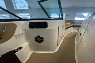 Thumbnail von Sea Ray SDX 250