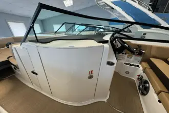 Thumbnail von Sea Ray SDX 250