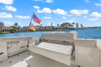 Thumbnail von Boston Whaler 350 Realm