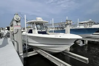 Thumbnail von Boston Whaler 280 Outrage