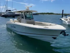 Thumbnail von Boston Whaler 330 Outrage