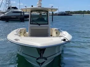 Thumbnail von Boston Whaler 330 Outrage