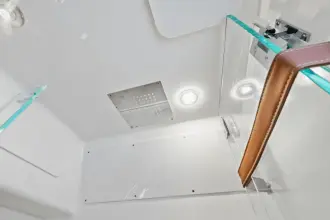 Thumbnail von Boston Whaler 365 Conquest