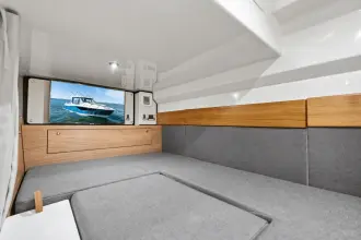 Thumbnail von Boston Whaler 365 Conquest