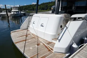 Thumbnail von Azimut 68