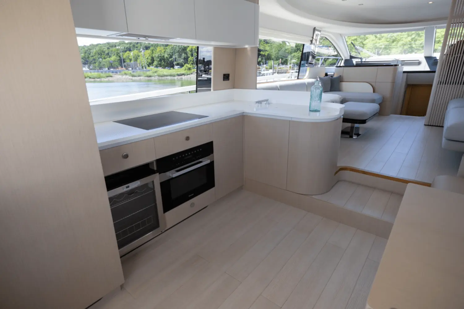 Thumbnail von Azimut 68