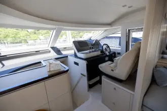 Thumbnail von Azimut 68