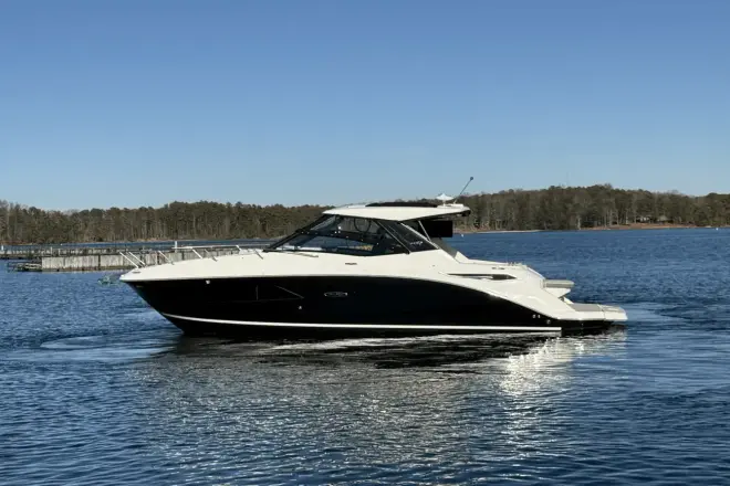 Sea Ray 320 Sundancer 