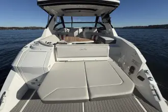 Thumbnail von Sea Ray 320 Sundancer