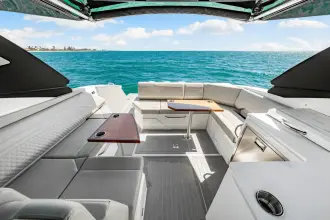 Thumbnail von Cruisers Yachts 38 GLS