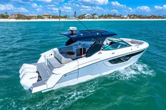 Thumbnail von Cruisers Yachts 38 GLS