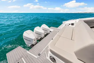 Thumbnail von Cruisers Yachts 38 GLS