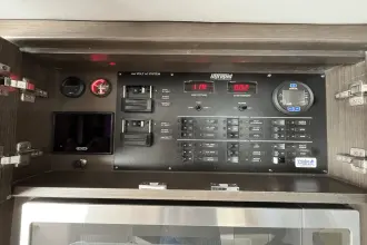 Thumbnail von Intrepid 438 Evolution