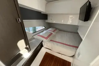 Thumbnail von Intrepid 438 Evolution