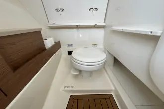 Thumbnail von Boston Whaler 280 Vantage