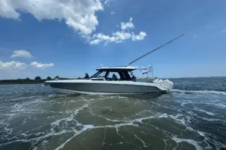 Thumbnail von Boston Whaler 350 Realm